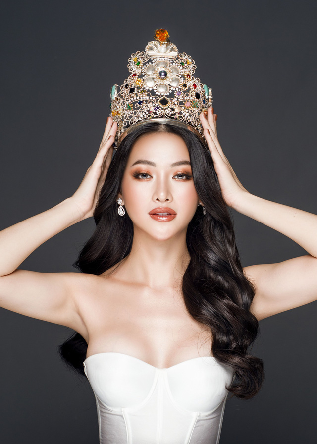 Phương Khánh tung bộ ảnh cuối cùng đội vương miện 3,5 tỷ trước Chung kết Miss Earth 2019 - Ảnh 15.