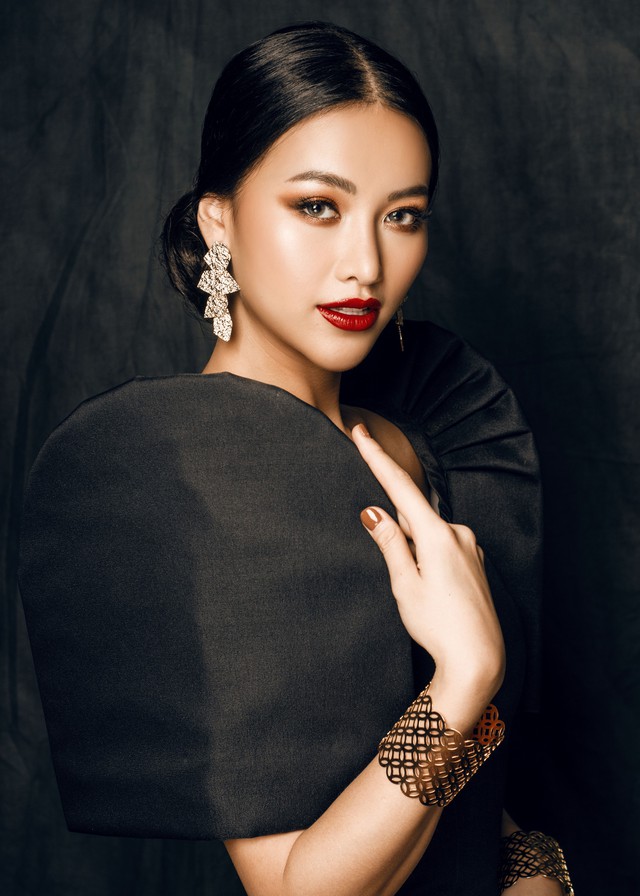 Phương Khánh tung bộ ảnh cuối cùng đội vương miện 3,5 tỷ trước Chung kết Miss Earth 2019 - Ảnh 4.