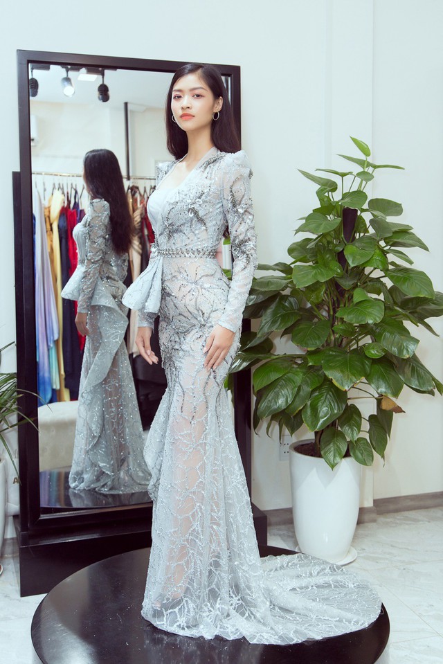 Á hậu Kiều Loan sẽ diện đầm đính 3000 viên đá đến Miss Grand International 2019 - Ảnh 4.