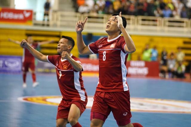 ĐT futsal Việt Nam lần đầu tiên đánh bại ĐT Australia ở trận khai mạc giải Futsal Đông Nam Á 2019 - Ảnh 2.