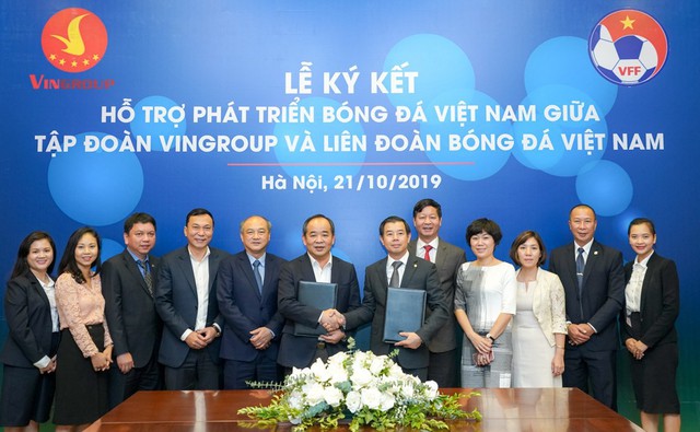 VinGroup và VFF ký thỏa thuận hợp tác chiến lược hỗ trợ phát triển bóng đá Việt Nam - Ảnh 2.