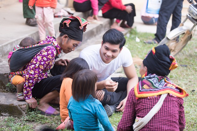 Dàn “nam thần” Mister Việt Nam sẻ chia yêu thương với trẻ em vùng cao Sơn La - Ảnh 5.