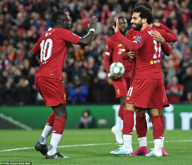 Liverpool 4-3 Salzburg: Salah lập cú đúp, chủ nhà thắng nghẹt thở! - Ảnh 3.