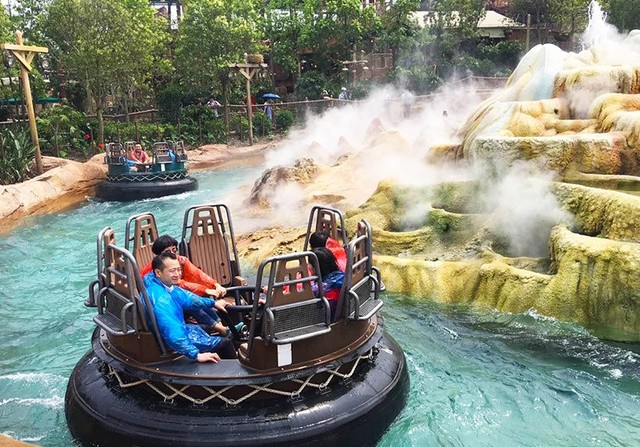 Khám phá công viên Disneyland Thượng Hải - Ảnh 2.