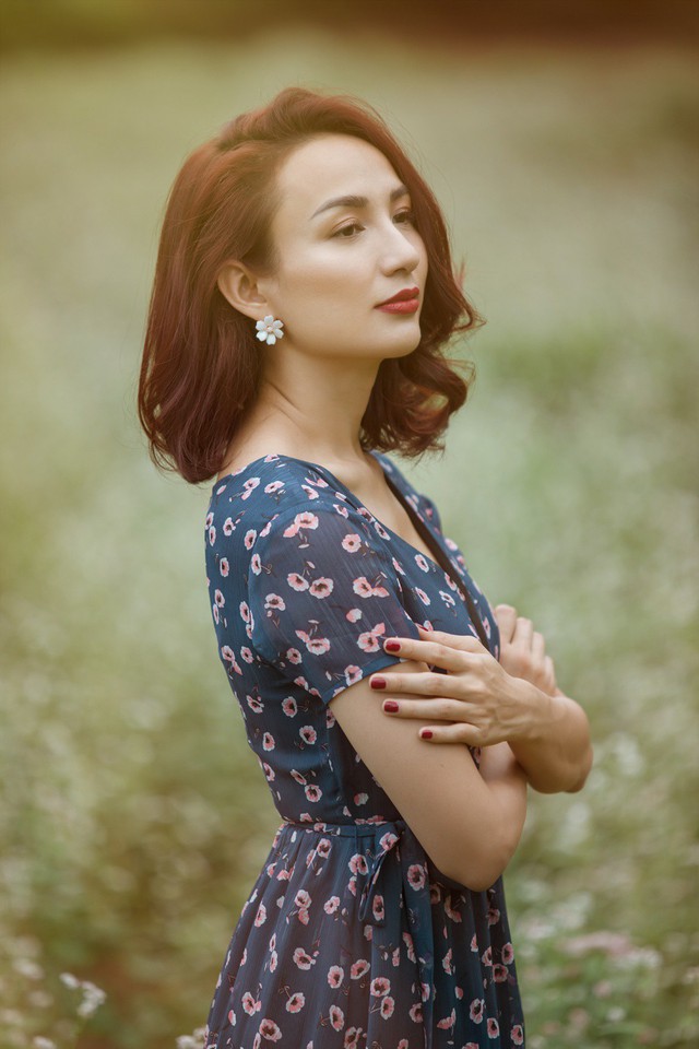 Hoa hậu Ngọc Diễm thanh lịch với phong cách thời trang hoài cổ - Ảnh 3.