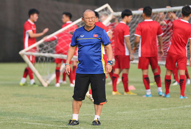 HLV Park Hang Seo sẽ dự khán V.League 2020 để tuyển quân cho ĐT Việt Nam - Ảnh 2.