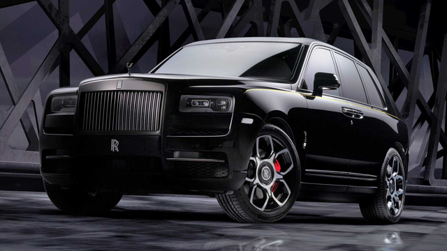 Rolls-Royce ra mắt sứ giả bóng đêm Cullinan Black Badge, đẹp hút hồn - Ảnh 1.
