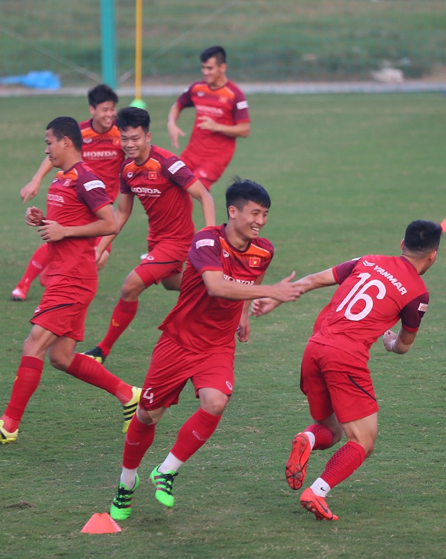 ẢNH: ĐT Việt Nam sẵn sàng cho trận đấu gặp ĐT UAE - Ảnh 12.