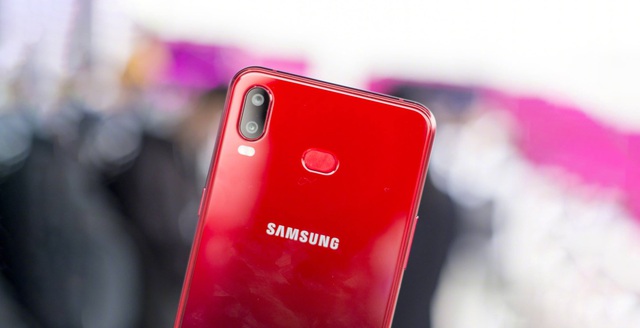 Reuters: 60 triệu smartphone Trung Quốc chuẩn bị được gắn mác Samsung - Ảnh 1.
