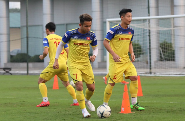 Hùng Dũng trở lại, ĐT Việt Nam hướng đến 2 trận đấu vòng loại World Cup 2022 - Ảnh 6.
