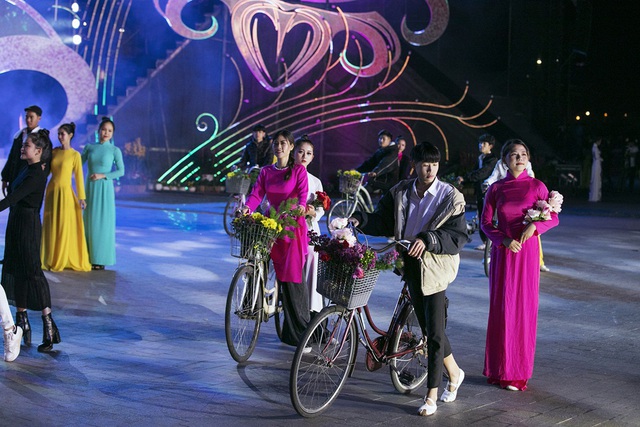 Hình ảnh ấn tượng tại Lễ khai mạc Festival Hoa Đà Lạt 2019 - Ảnh 6.