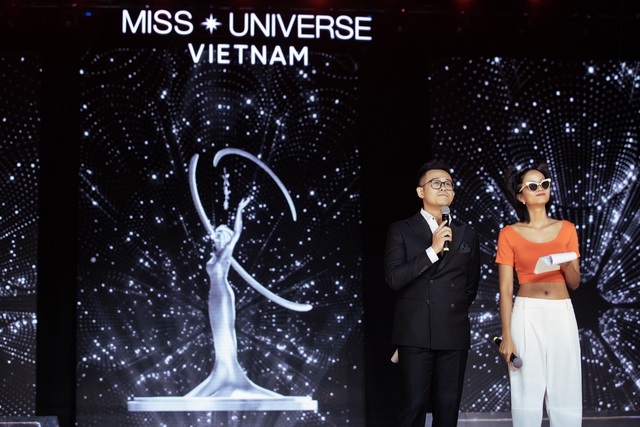 HHen Niê buộc tóc 2 bên... làm MC trong tổng duyệt Hoa hậu Hoàn vũ Việt Nam - Ảnh 2.