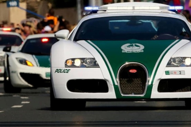 Cảnh sát Dubai được trang bị sedan hiệu suất cao AMG GT 63 S 4Matic+ - Ảnh 2.