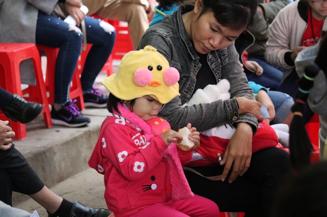Trái tim cho em khám sàng lọc tim bẩm sinh cho 630 trẻ nhỏ trên địa bàn tỉnh Khánh Hoà - Ảnh 9.