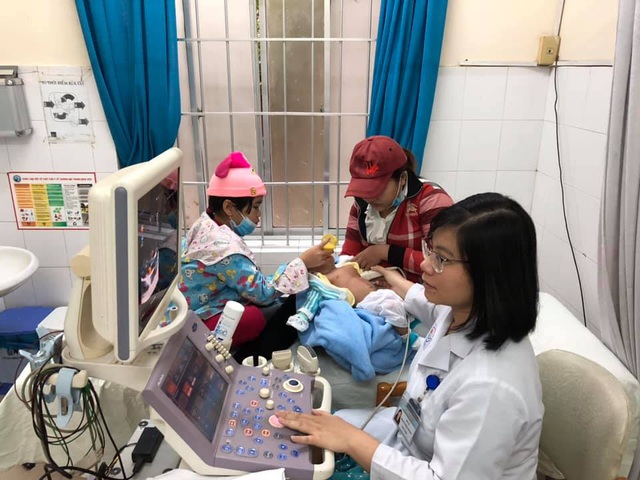 630 trẻ được khám sàng lọc bệnh tim tại Khánh Hòa - Ảnh 6.
