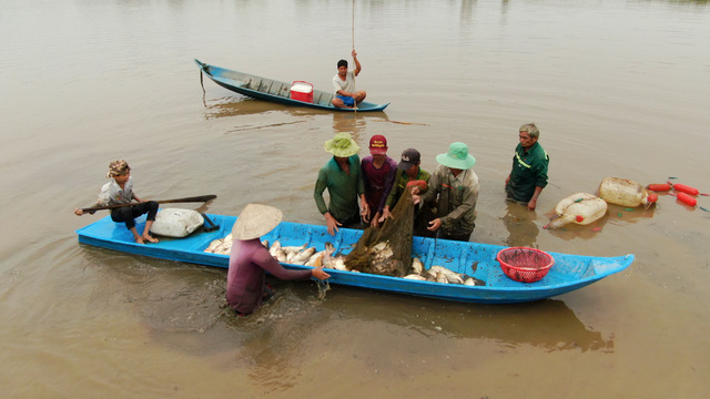 Hà Nội đắt đỏ nhất cả nước - Ảnh 4.