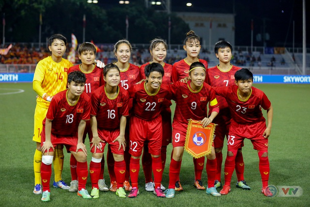 ẢNH: ĐT nữ Việt Nam thắng kịch tính trước Thái Lan, giành HCV bóng đá nữ SEA Games 30 - Ảnh 2.