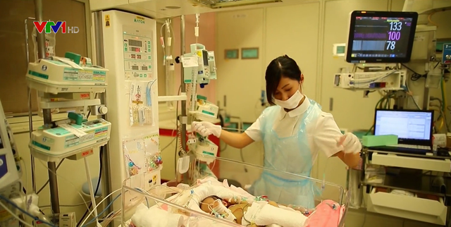 Trần Ngọc Phúc - Người chế tạo máy hô hấp nhân tạo cho trẻ sinh non nổi như cồn ở Nhật - Ảnh 1.