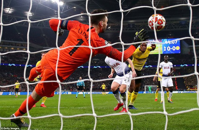 Vòng 1/8 Champions League: Hiệp 2 bùng nổ, Tottenham nhấn chím Dortmund - Ảnh 1.