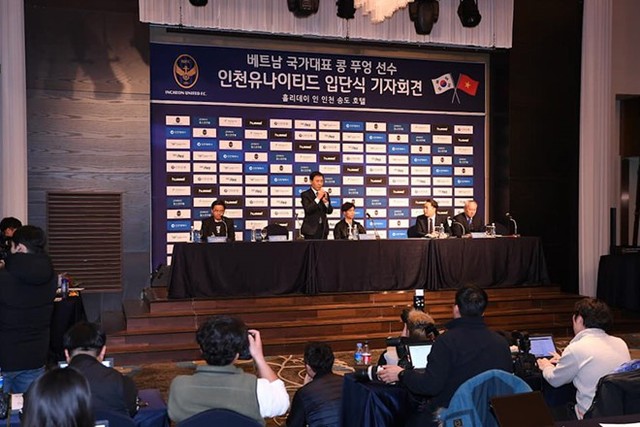 CHÍNH THỨC: Công Phượng rạng rỡ trong ngày ra mắt CLB mới Incheon United FC - Ảnh 6.