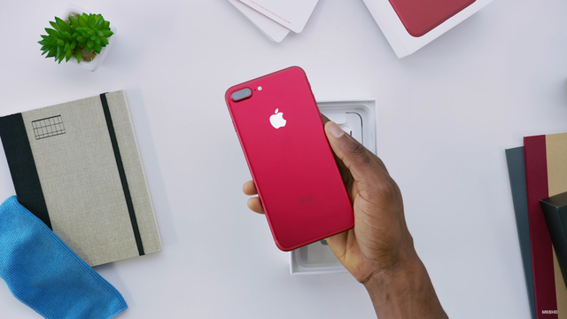 Chú ý: iPhone XS/XS Max màu đỏ sẽ ra mắt vào cuối tháng 2 - Ảnh 2.