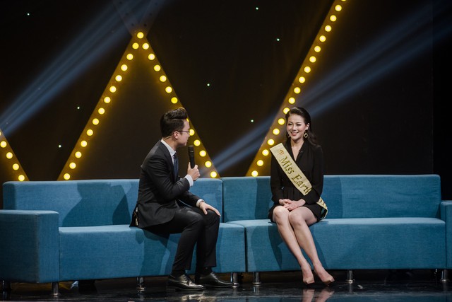 Hoa hậu Phương Khánh đẹp rạng rỡ tại WeChoice Awards tháng 2 Nơi tôi thuộc về - Ảnh 6.