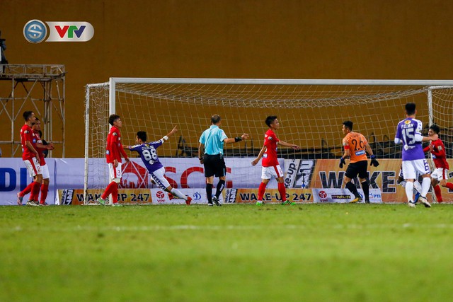 ẢNH: CLB Hà Nội khởi đầu hoàn hảo với chiến thắng 5-0 trước Than Quảng Ninh - Ảnh 18.