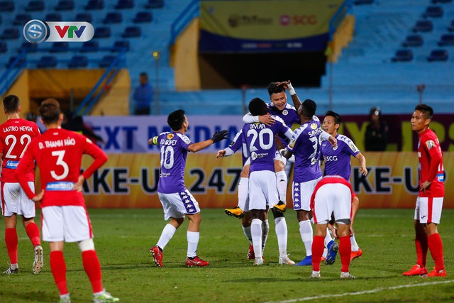 ẢNH: CLB Hà Nội khởi đầu hoàn hảo với chiến thắng 5-0 trước Than Quảng Ninh - Ảnh 9.