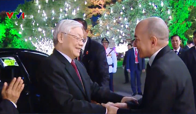 Quốc vương Campuchia mở Quốc yến chiêu đãi Tổng Bí thư, Chủ tịch nước Nguyễn Phú Trọng - Ảnh 1.