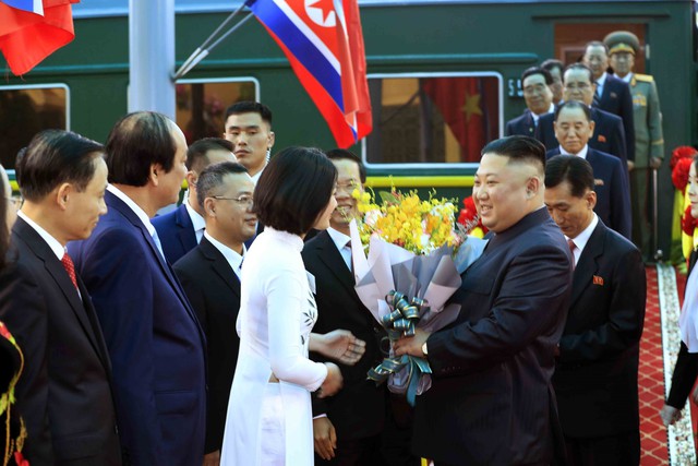 Báo chí Triều Tiên: Chủ tịch Kim Jong-un được đón tiếp nồng nhiệt tại Việt Nam - Ảnh 1.