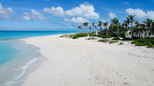 Top 25 bãi biển đẹp nhất thế giới nên đến trong năm 2019 - Ảnh 4.