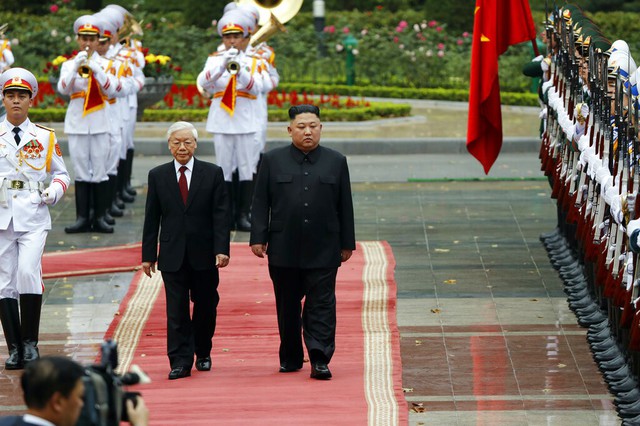 Chủ tịch Triều Tiên Kim Jong-un bắt đầu chuyến thăm hữu nghị chính thức Việt Nam - Ảnh 1.