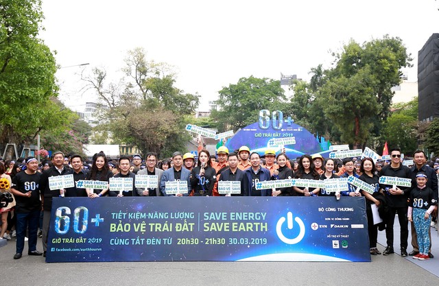 Thu Quỳnh, Thanh Hương, Việt Anh hào hứng tham gia lễ phát động Giờ Trái Đất 2019 - Ảnh 10.