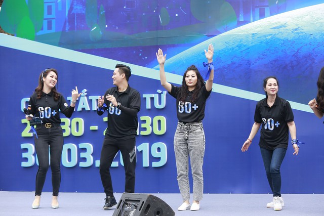 Thu Quỳnh, Thanh Hương, Việt Anh hào hứng tham gia lễ phát động Giờ Trái Đất 2019 - Ảnh 4.