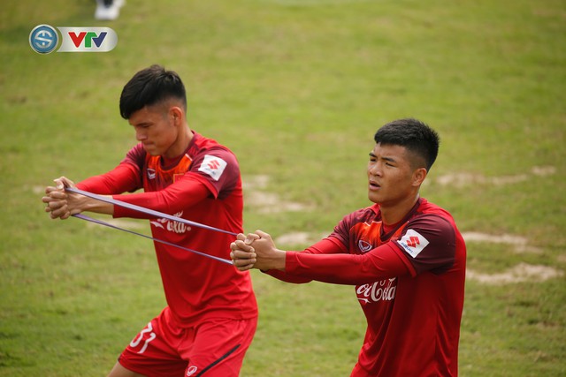 HLV Park Hang Seo giao bài tập thể lực siêu nặng cho U23 Việt Nam - Ảnh 16.