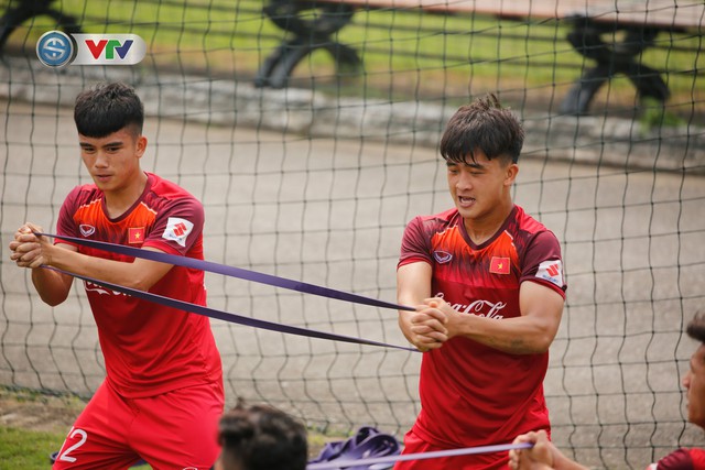 HLV Park Hang Seo giao bài tập thể lực siêu nặng cho U23 Việt Nam - Ảnh 20.
