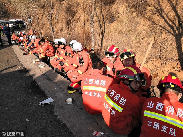 Trung Quốc: Gia tăng số người thương vong trong vụ lở đất - Ảnh 2.