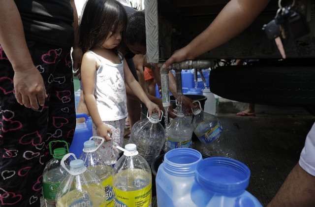 Khoảng 12 triệu người dân Manila, Philippines thiếu nước sạch - Ảnh 7.