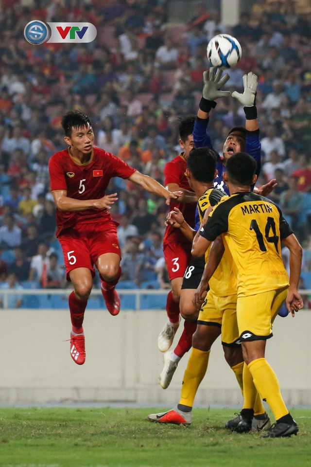 ẢNH: Ghi 6 bàn vào lưới U23 Brunei, U23 Việt Nam tạm dẫn đầu bảng - Ảnh 10.