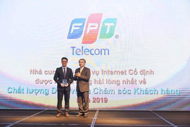 FPT Telecom nhận giải thưởng trong lĩnh vực Dịch vụ và Chăm sóc khách hàng - Ảnh 1.