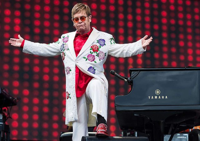 Không hào nhoáng, “Rocketman” sẽ bật mí mặt tiêu cực của huyền thoại âm nhạc Elton John - Ảnh 2.