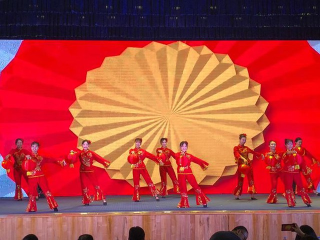 Đặc sắc ngày hội giao lưu thanh niên Việt - Trung - Ảnh 2.