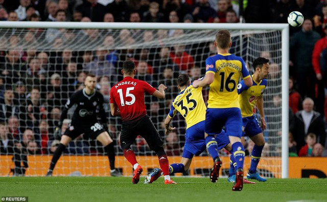 VIDEO Highlight Man Utd 3-2 Southampton: Nghẹt thở ở Old Trafford - Ảnh 3.