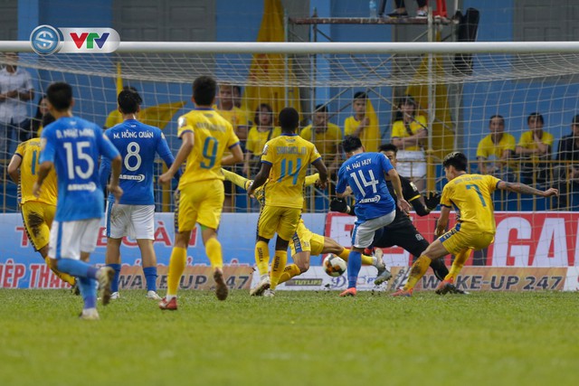 ẢNH: Hải Huy tỏa sáng, Than Quảng Ninh giành chiến thắng đầu tiên tại V.League 2019 - Ảnh 13.
