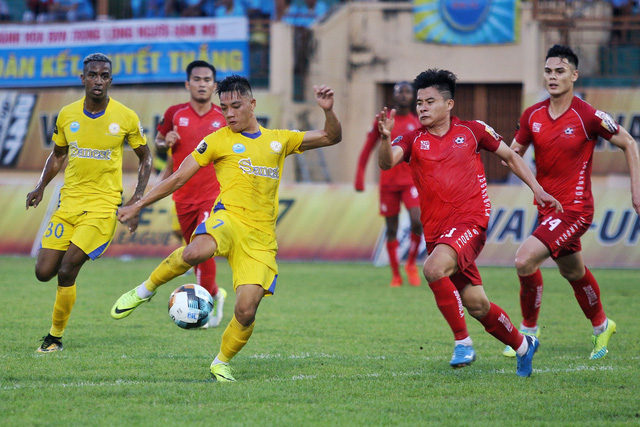 Bảng xếp hạng sau vòng 3 Giải bóng đá VĐQG Wake Up 247 - 2019: CLB TP Hồ Chí Minh vững ngôi đầu, CLB Hà Nội ở vị trí thứ 2 - Ảnh 4.