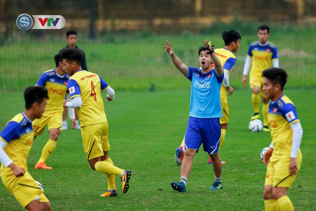 ẢNH: Chưa đủ quân số, ĐT U23 Việt Nam vẫn tích cực tập luyện - Ảnh 3.