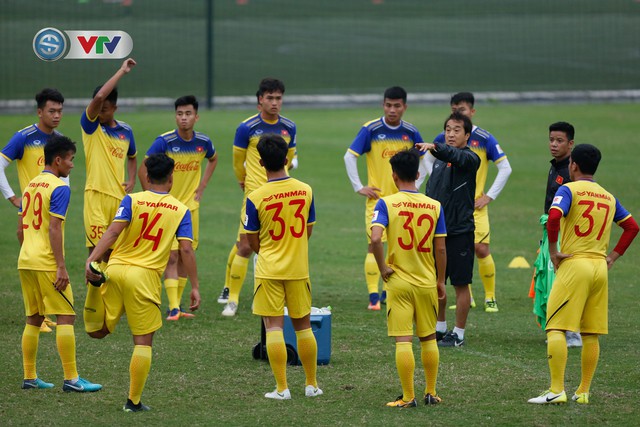 ẢNH: Chưa đủ quân số, ĐT U23 Việt Nam vẫn tích cực tập luyện - Ảnh 9.