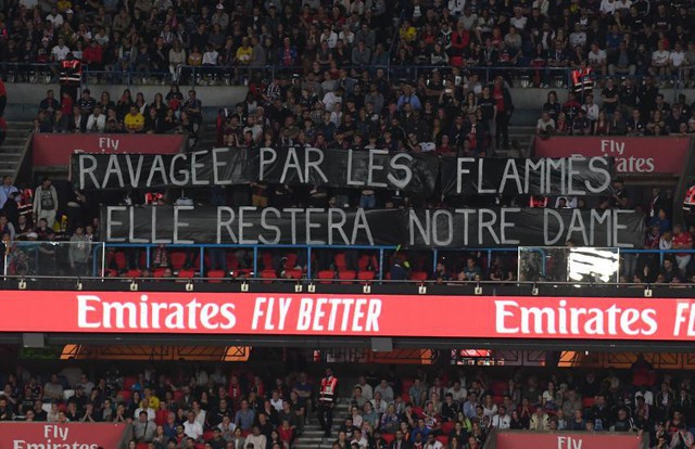 PSG tôn vinh Nhà thờ Đức Bà Paris trên áo trong ngày chính thức vô địch - Ảnh 4.