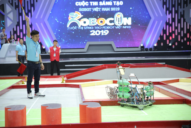 Robocon Việt Nam 2019: Xây dựng bất ngờ vượt qua người anh em Bách khoa - Ảnh 15.