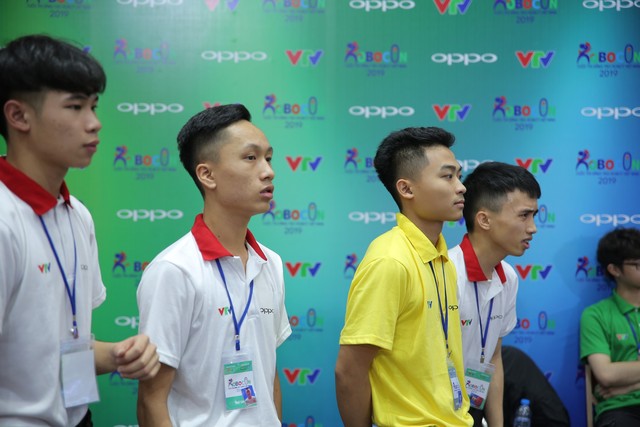 Robocon Việt Nam 2019: Xây dựng bất ngờ vượt qua người anh em Bách khoa - Ảnh 31.